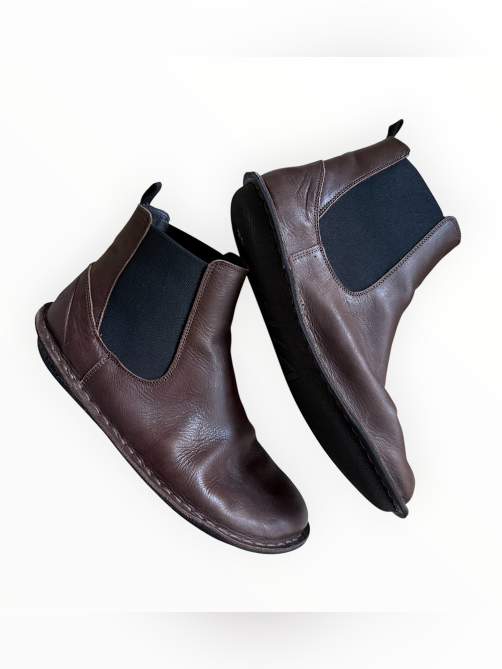 HELSINKI LEATHER COCOA BROWN shoe excellent condition unisex shoe